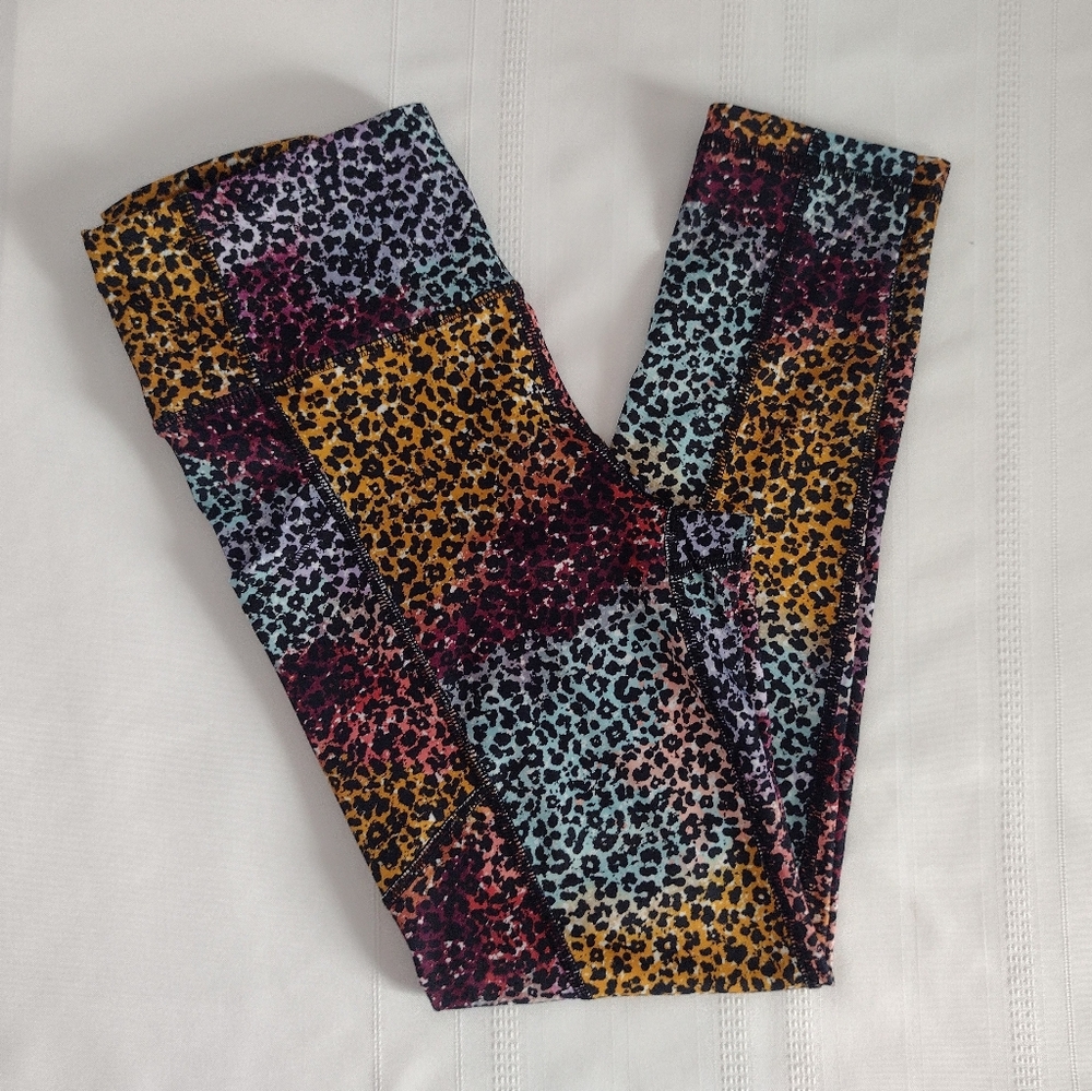 Pro Player Wicking Multi Colored Leopard Print Workout Capri Women's XXS